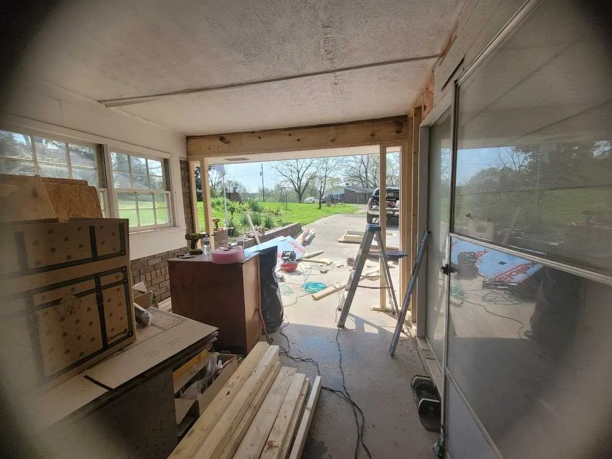 Air movers and dehumidifier for Water Mitigation Services in Palm Tree